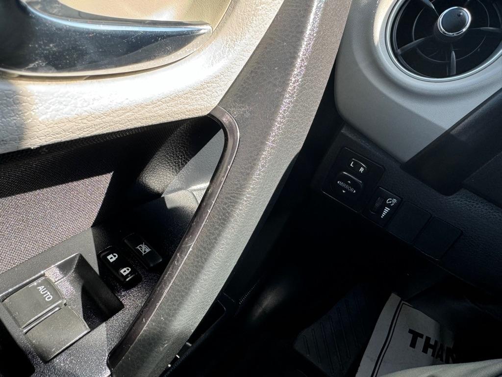 Toyota Corolla L CVT 2019