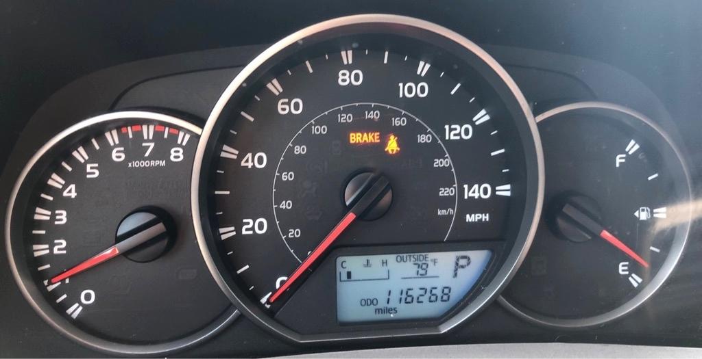 Toyota RAV4 LE AWD 2016