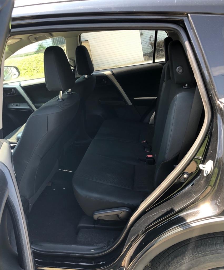 Toyota RAV4 LE AWD 2016