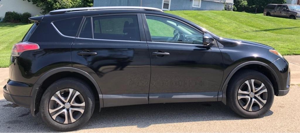 Toyota RAV4 LE AWD 2016
