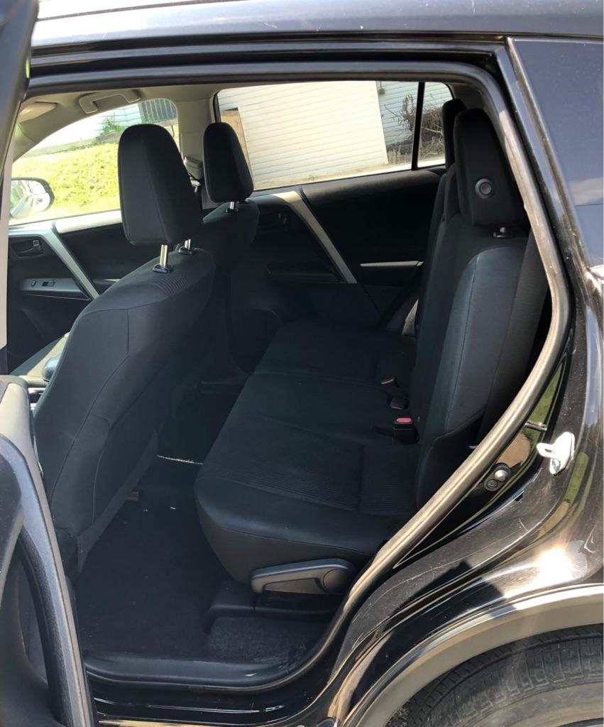 Toyota RAV4 LE AWD 2016