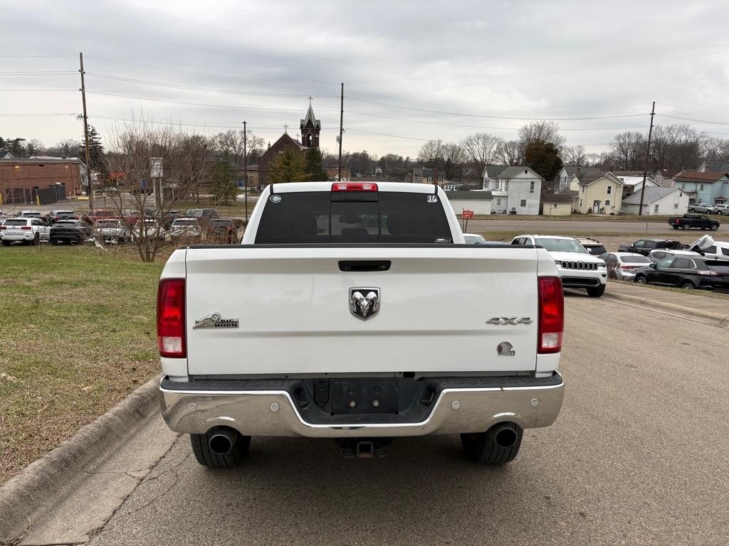 RAM 1500 SLT Crew Cab SWB 4WD 2016