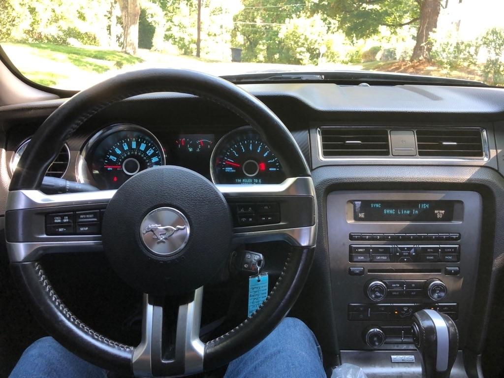 Ford Mustang V6 Coupe 2014