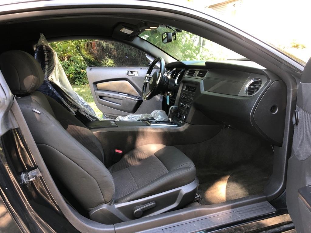 Ford Mustang V6 Coupe 2014