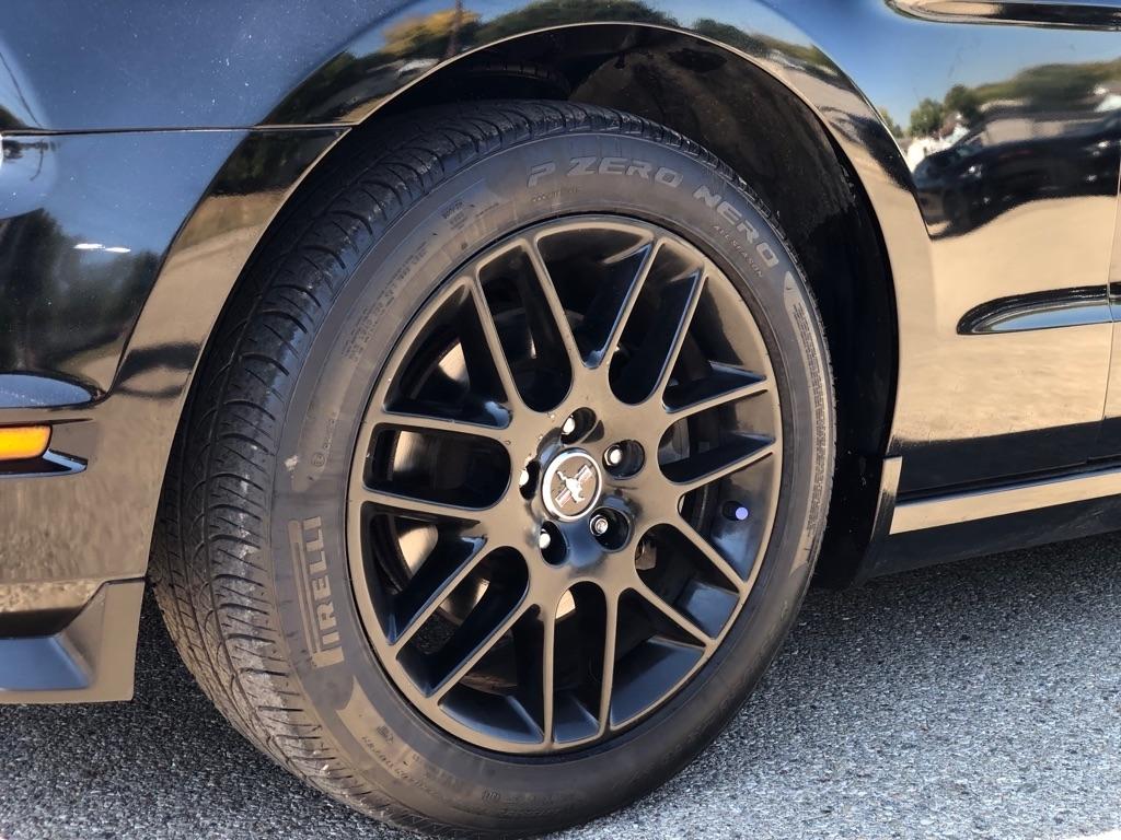 Ford Mustang V6 Coupe 2014