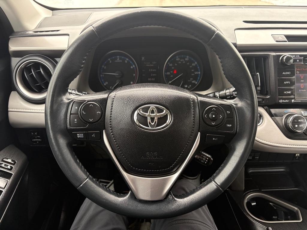 Toyota RAV4 XLE FWD 2018