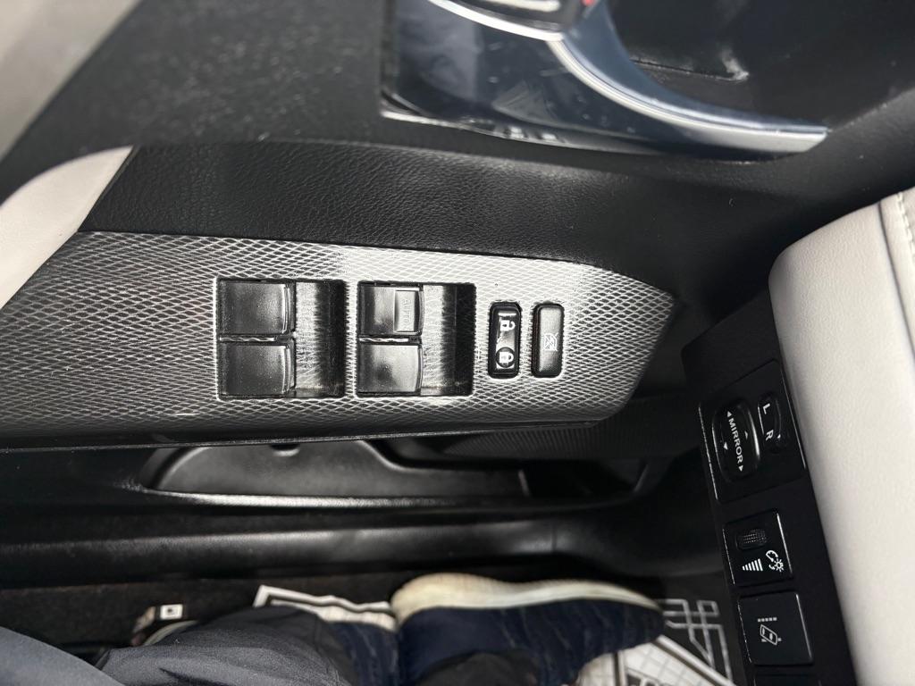 Toyota RAV4 XLE FWD 2018