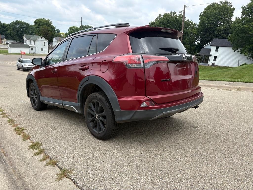 Toyota RAV4 XLE FWD 2018