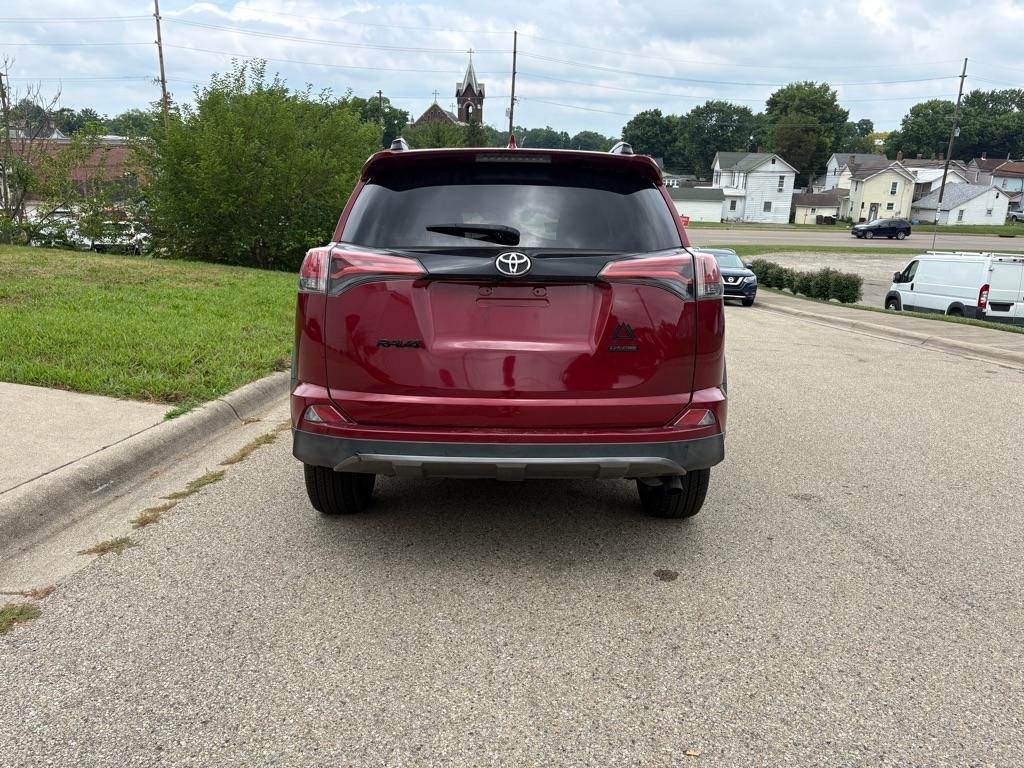 Toyota RAV4 XLE FWD 2018