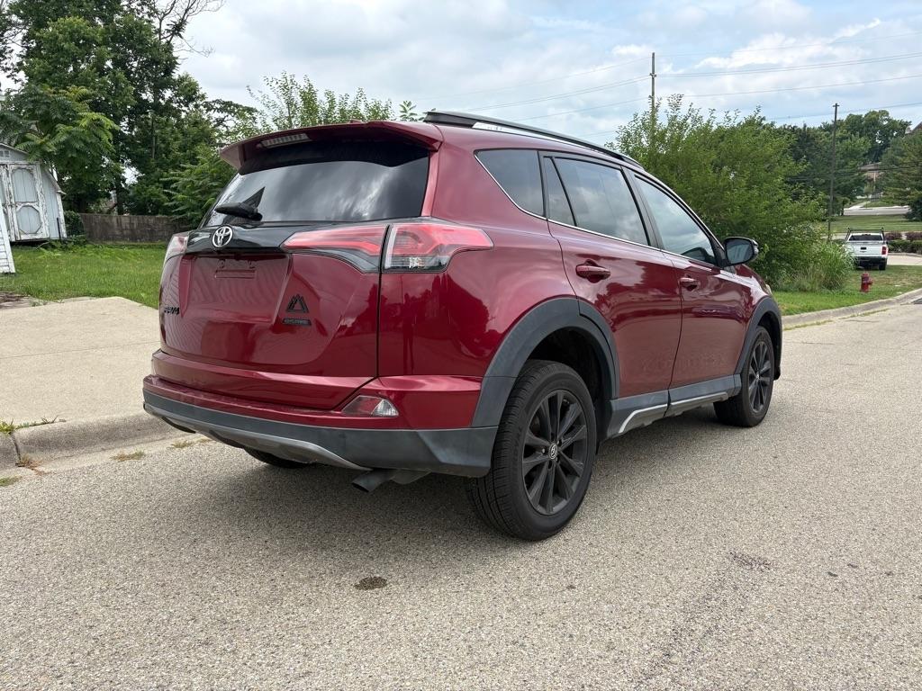Toyota RAV4 XLE FWD 2018