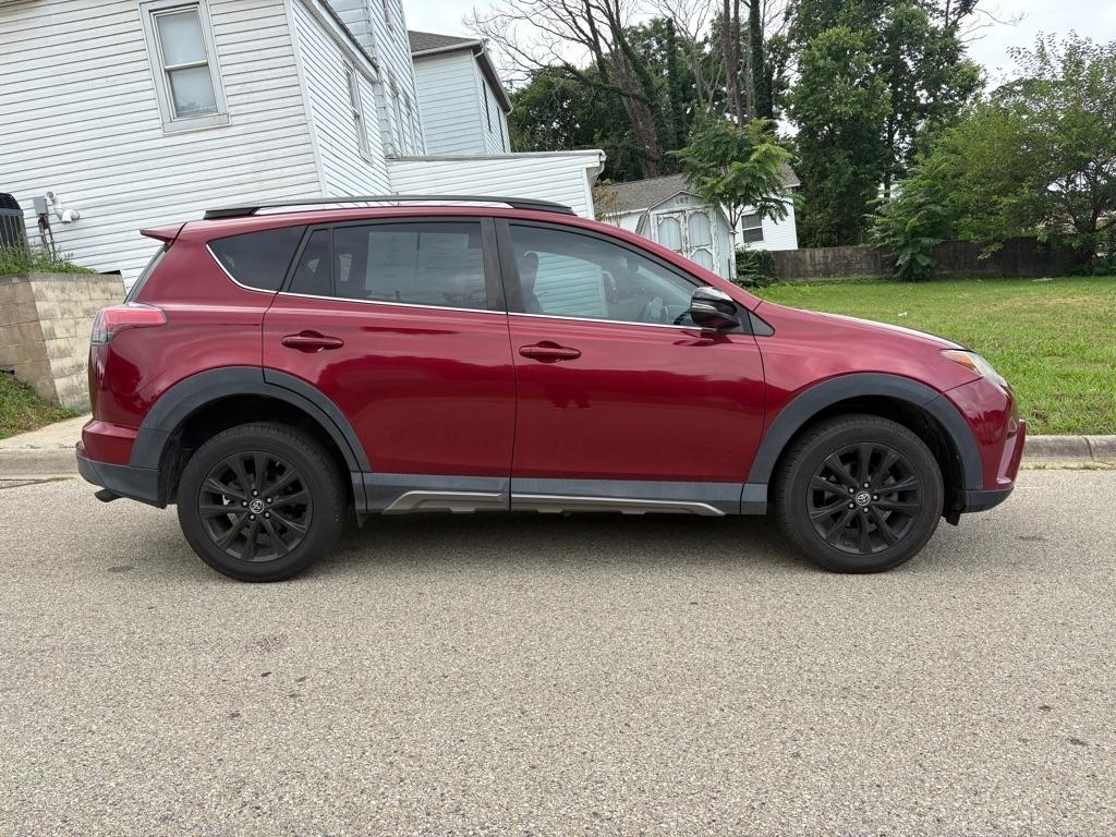 Toyota RAV4 XLE FWD 2018