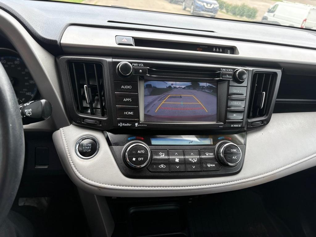 Toyota RAV4 XLE FWD 2018