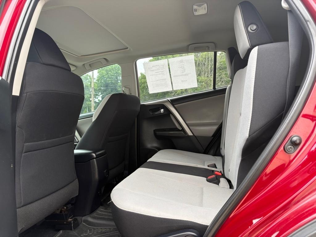 Toyota RAV4 XLE FWD 2018