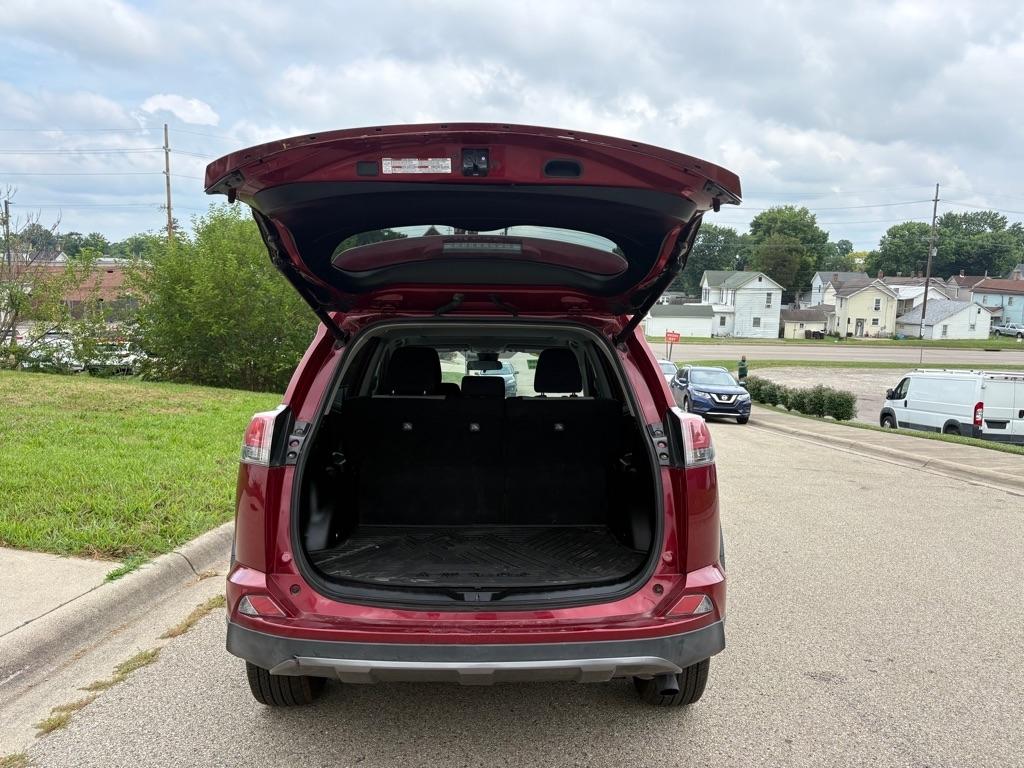 Toyota RAV4 XLE FWD 2018