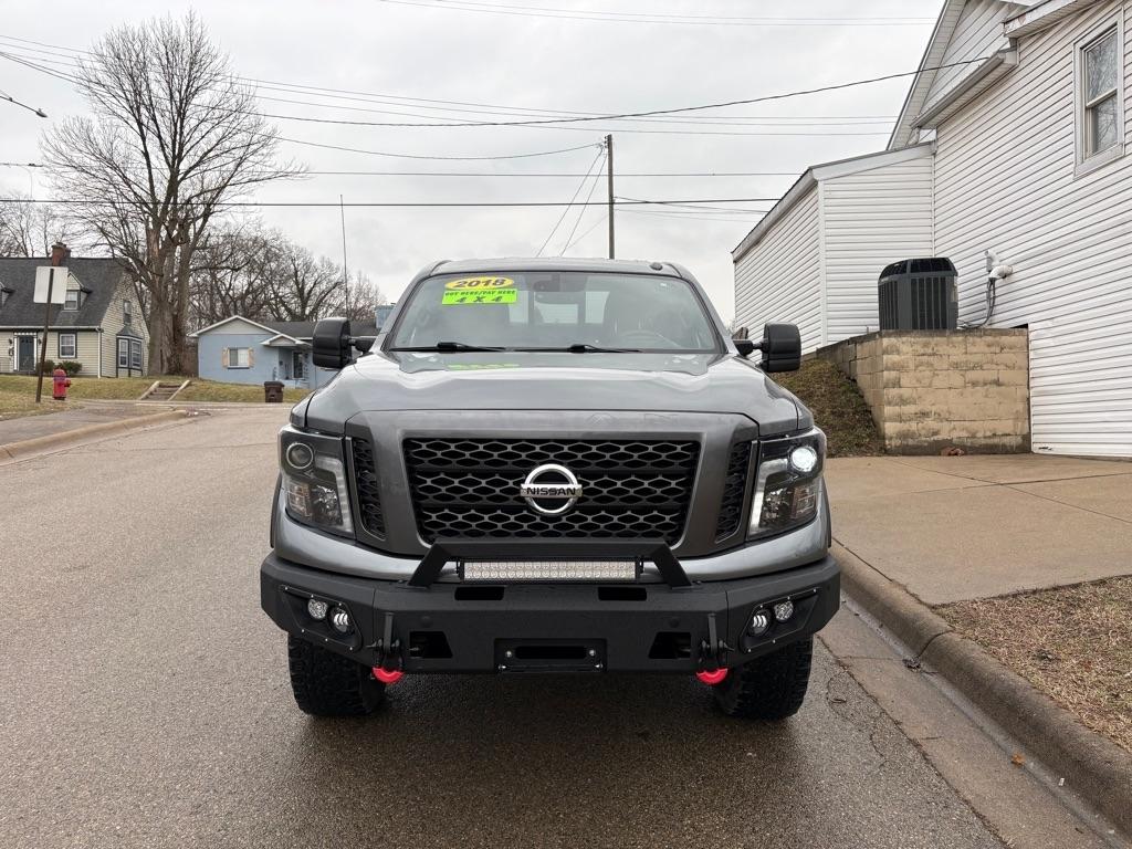 2018 Nissan Titan SV Crew Cab 4WD