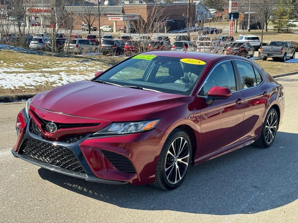 Toyota Camry SE 2018