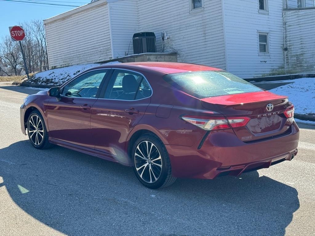 Toyota Camry SE 2018