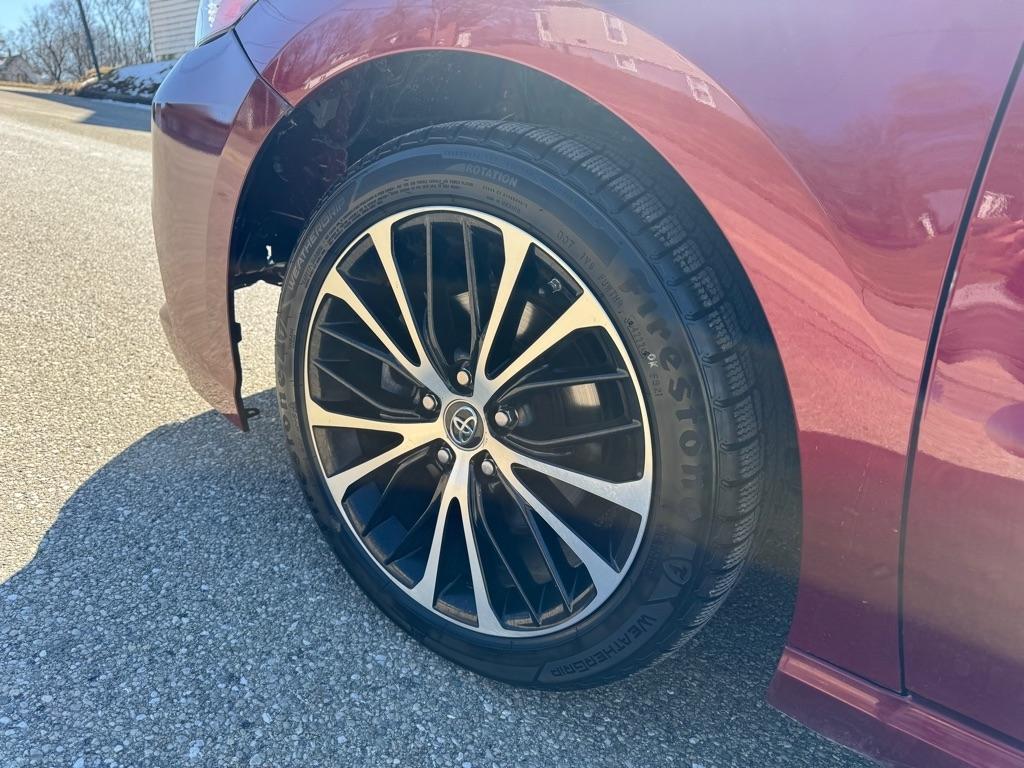 Toyota Camry SE 2018