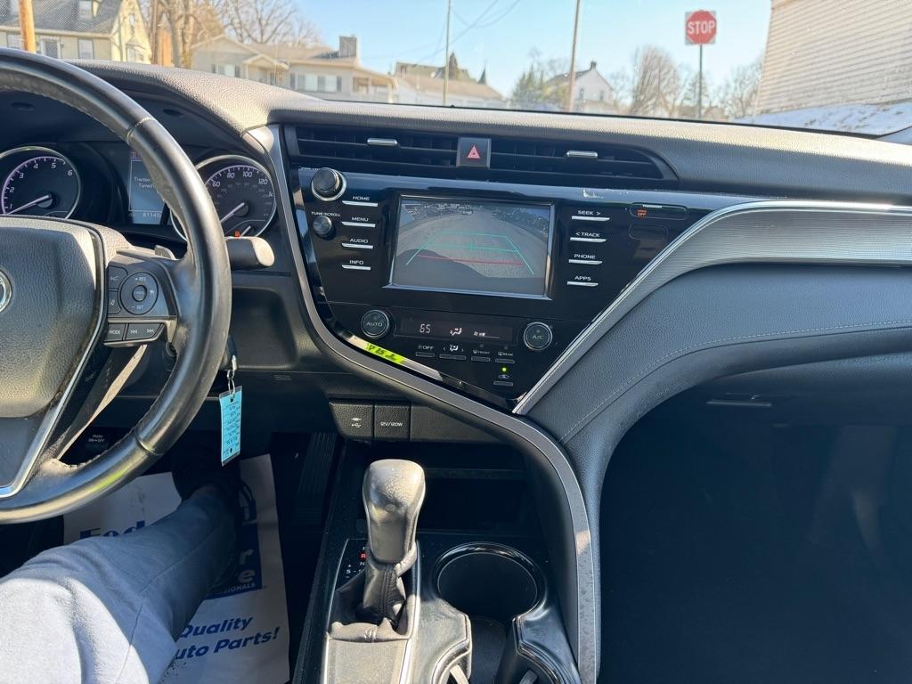 Toyota Camry SE 2018