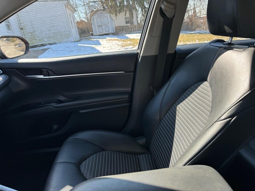 Toyota Camry SE 2018