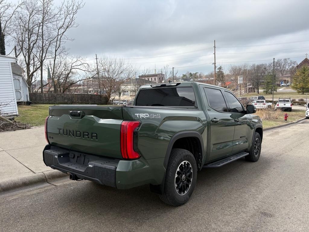 Toyota Tundra SR5 CrewMax 4WD 2022
