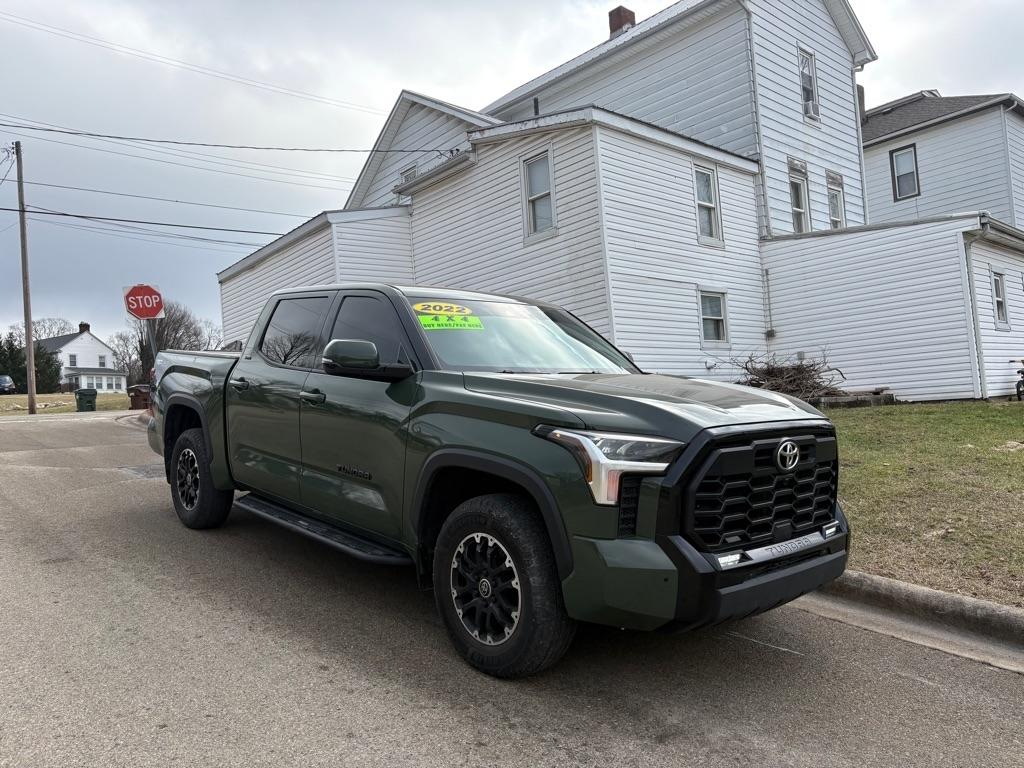 Toyota Tundra SR5 CrewMax 4WD 2022