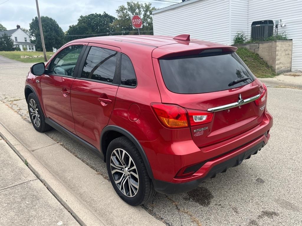Mitsubishi Outlander Sport 2.0 ES 5M 2018