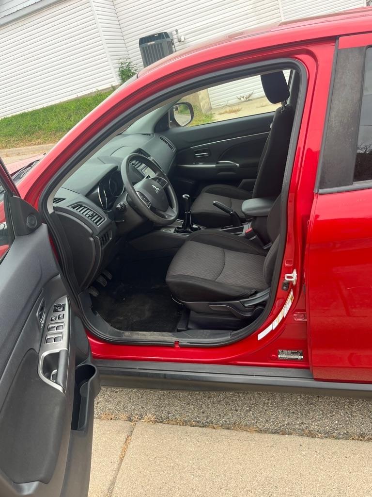 Mitsubishi Outlander Sport 2.0 ES 5M 2018