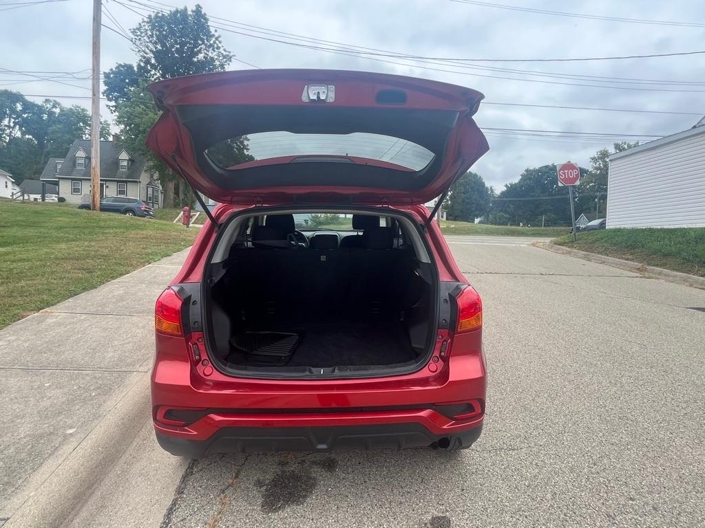 Mitsubishi Outlander Sport 2.0 ES 5M 2018