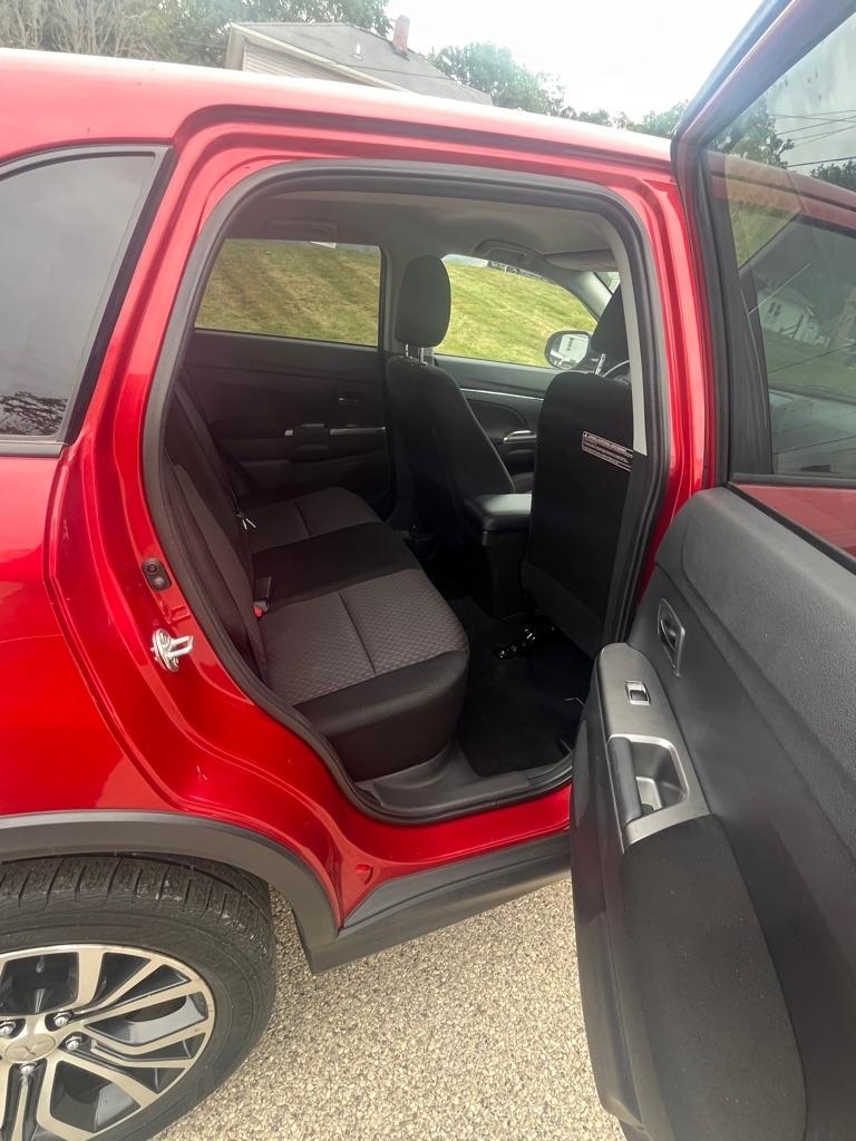 Mitsubishi Outlander Sport 2.0 ES 5M 2018