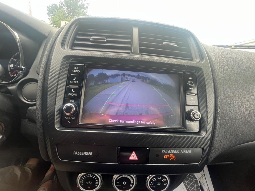 Mitsubishi Outlander Sport 2.0 ES 5M 2018