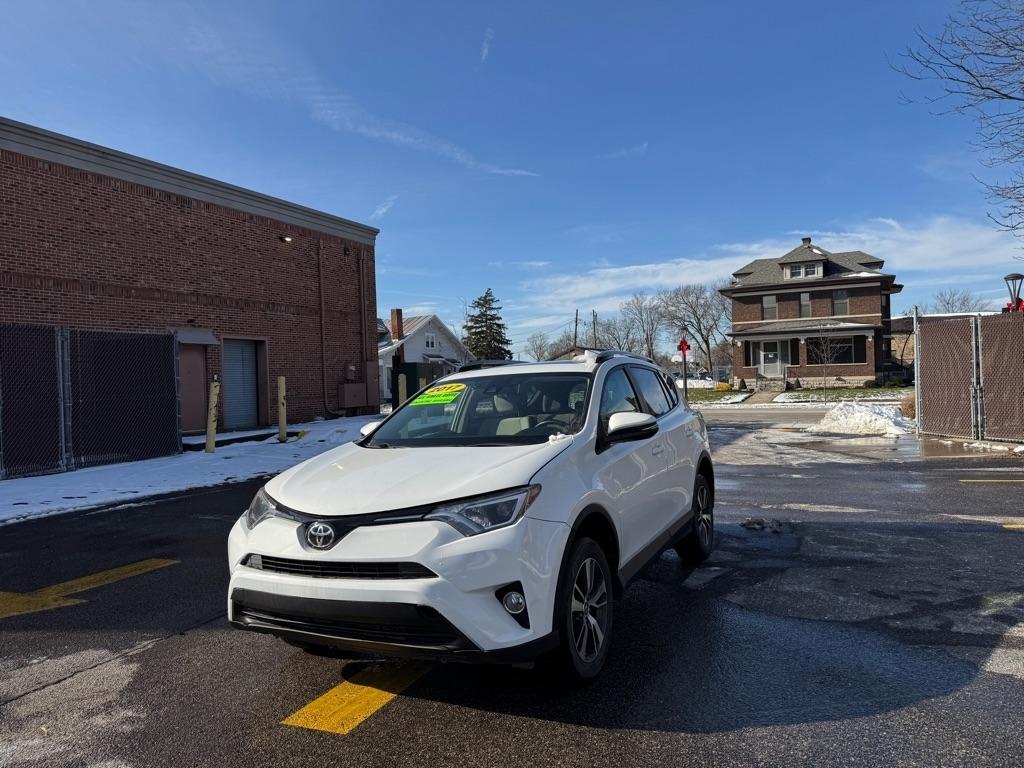Toyota RAV4 XLE AWD 2017