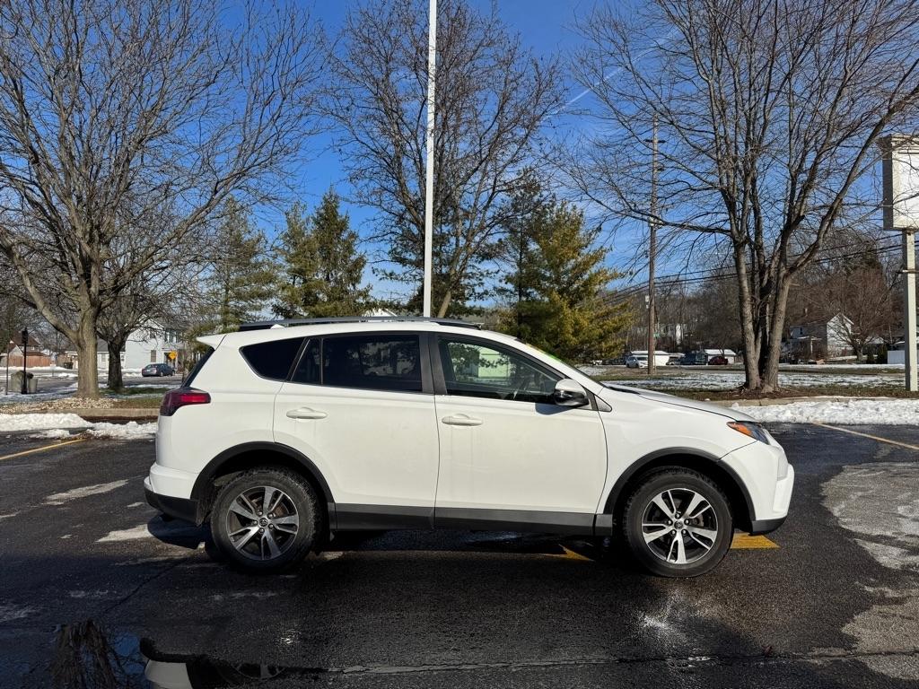 Toyota RAV4 XLE AWD 2017