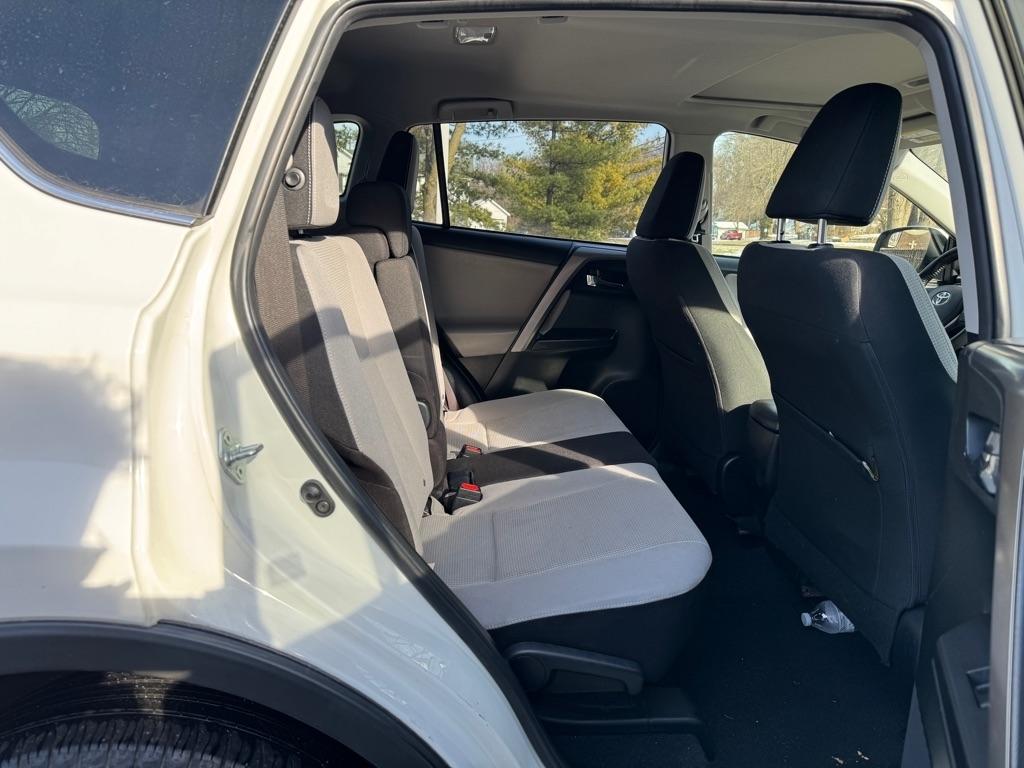 Toyota RAV4 XLE AWD 2017