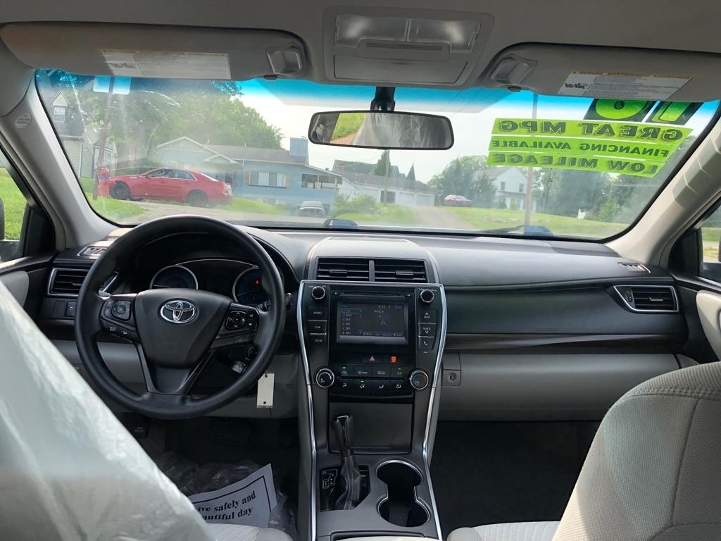 Toyota Camry LE 2016