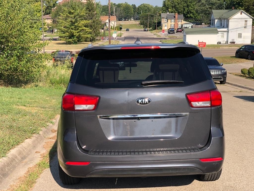Kia Sedona LX 2015