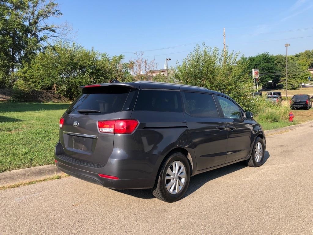 Kia Sedona LX 2015