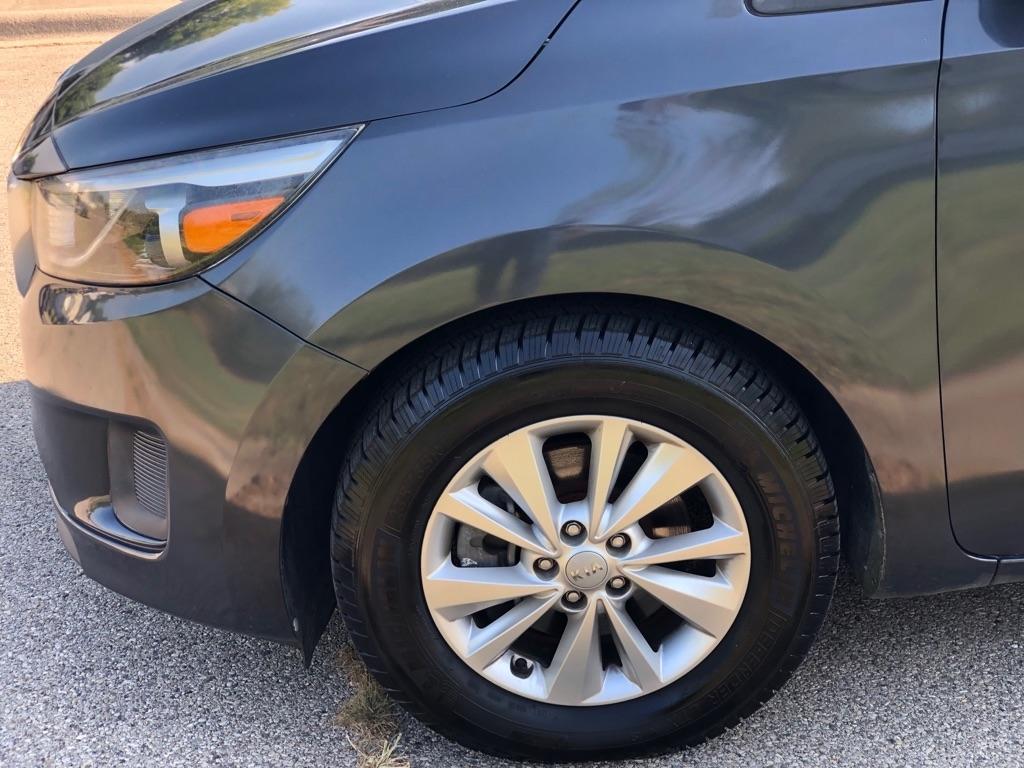Kia Sedona LX 2015