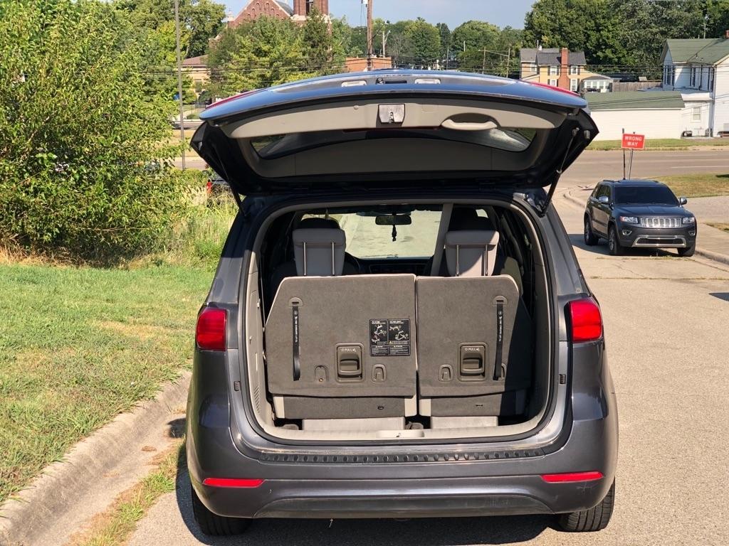 Kia Sedona LX 2015