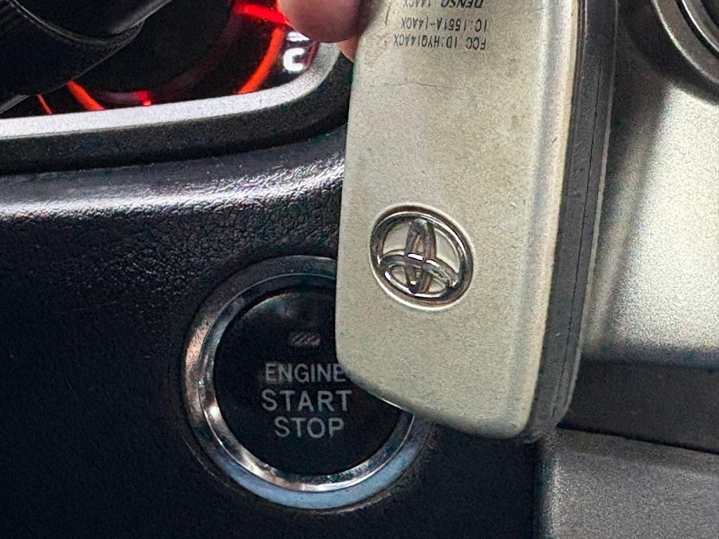 Toyota 4Runner SR5 4WD 2011