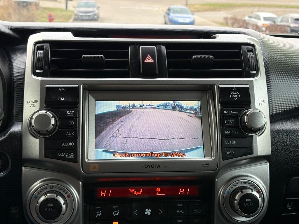 Toyota 4Runner SR5 4WD 2011