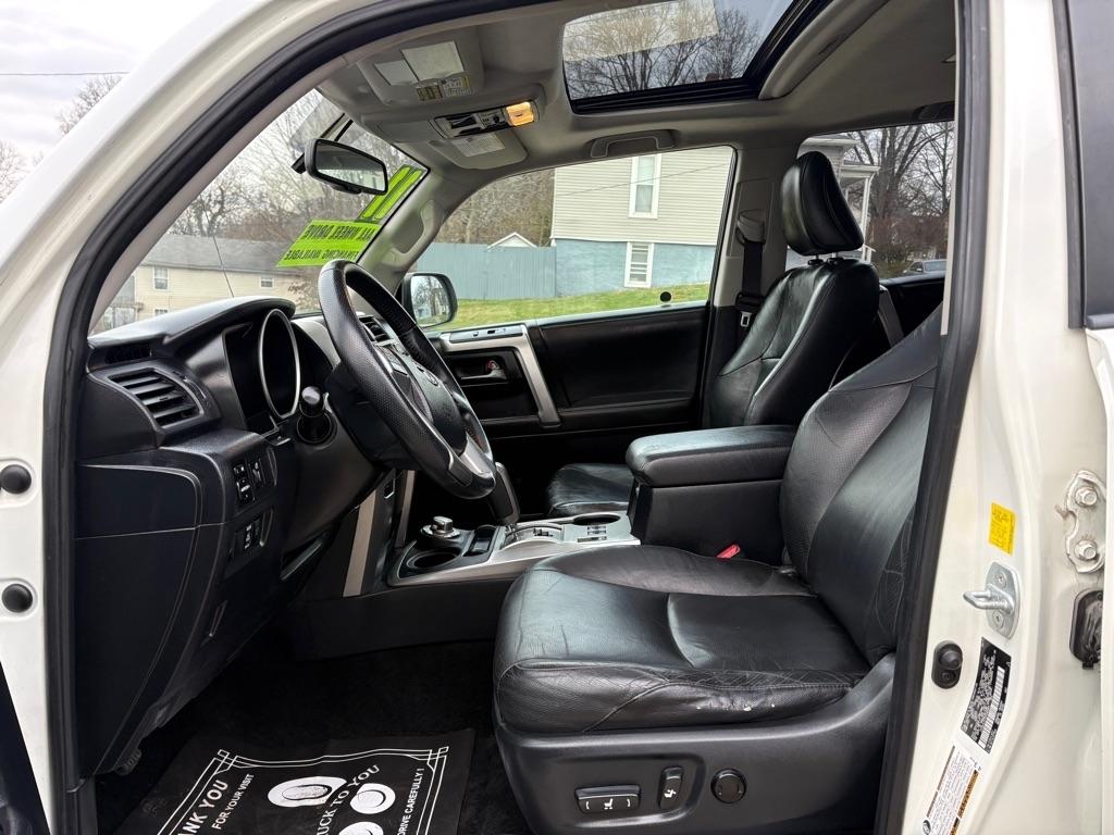 Toyota 4Runner SR5 4WD 2011