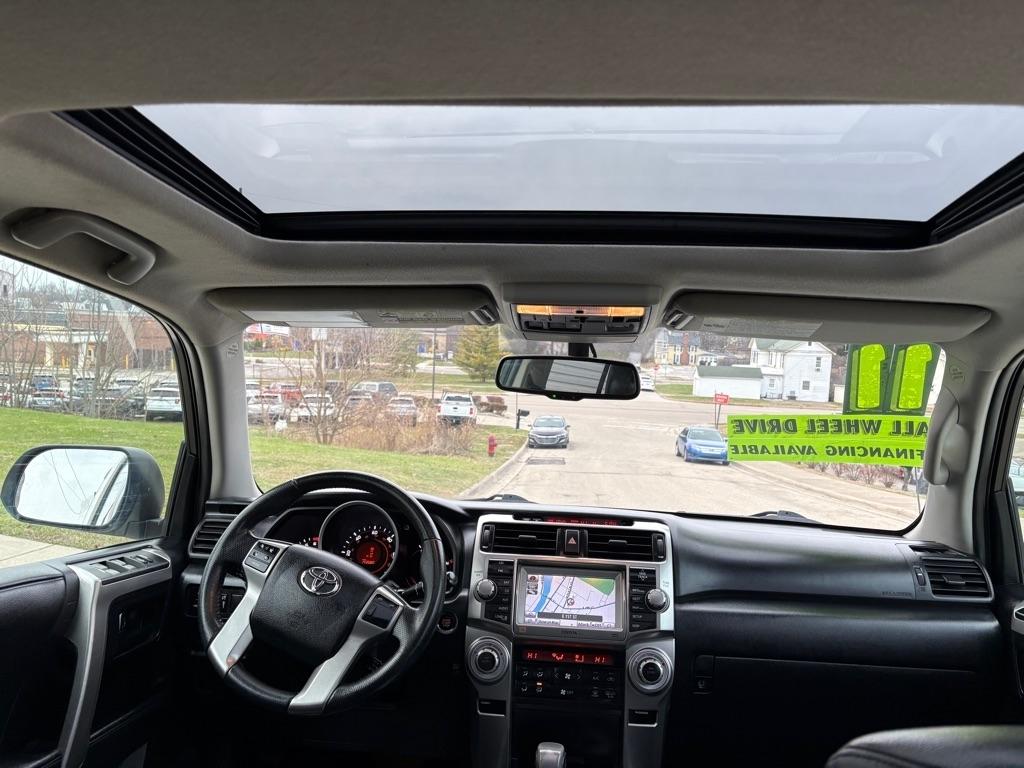 Toyota 4Runner SR5 4WD 2011