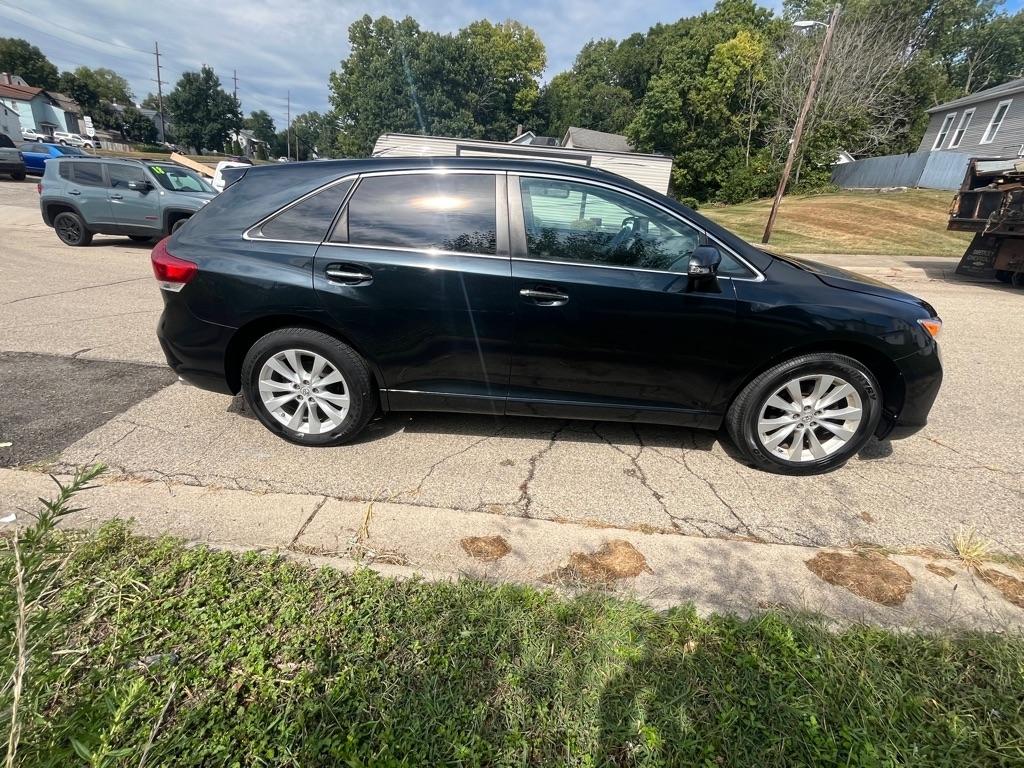 Toyota Venza LE I4 AWD 2014