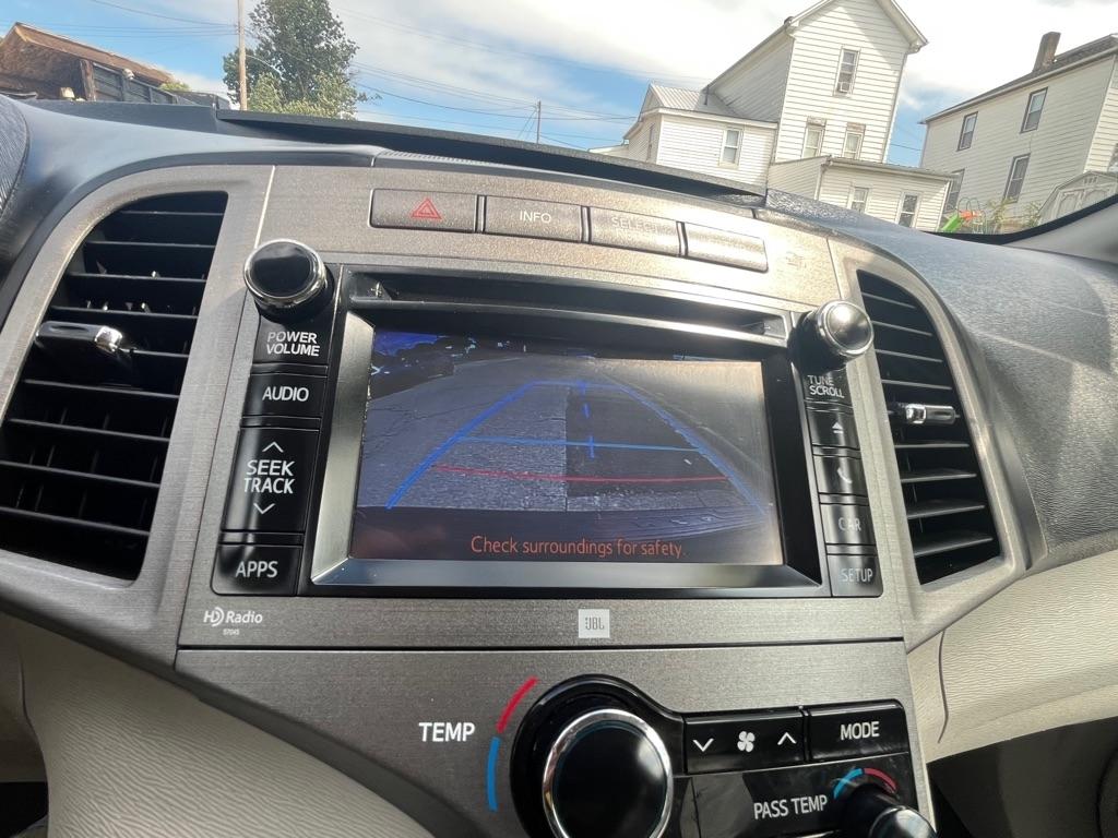 Toyota Venza LE I4 AWD 2014