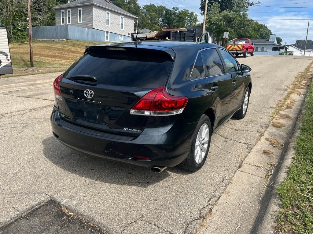 Toyota Venza LE I4 AWD 2014