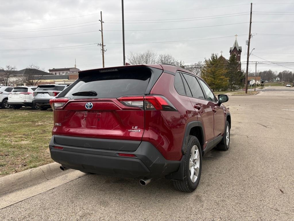 Toyota RAV4 Hybrid LE 2021