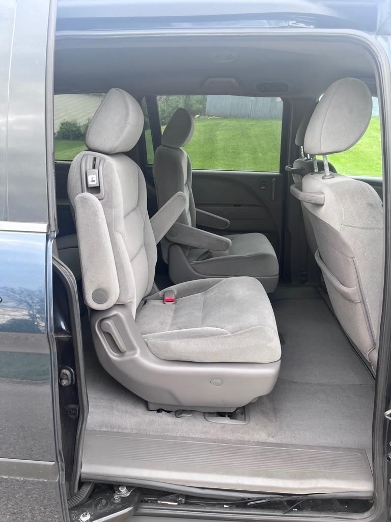 Honda Odyssey LX 2010