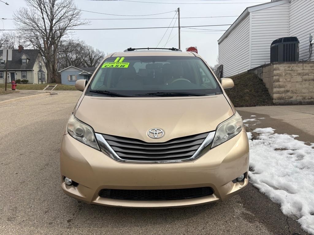 2011 Toyota Sienna XLE 8-Pass V6