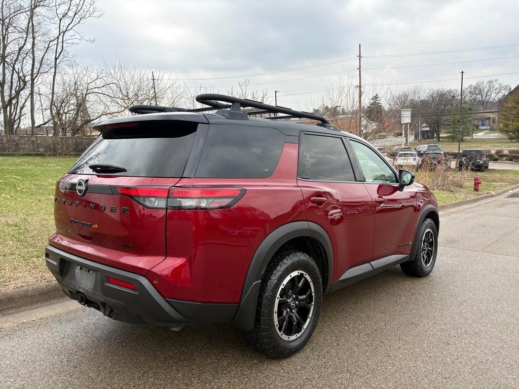 Nissan Pathfinder SV 4WD 2023